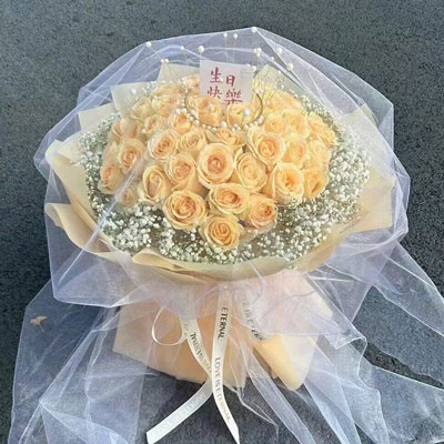 德阳52朵香槟玫瑰满天星，你就是我的全部
